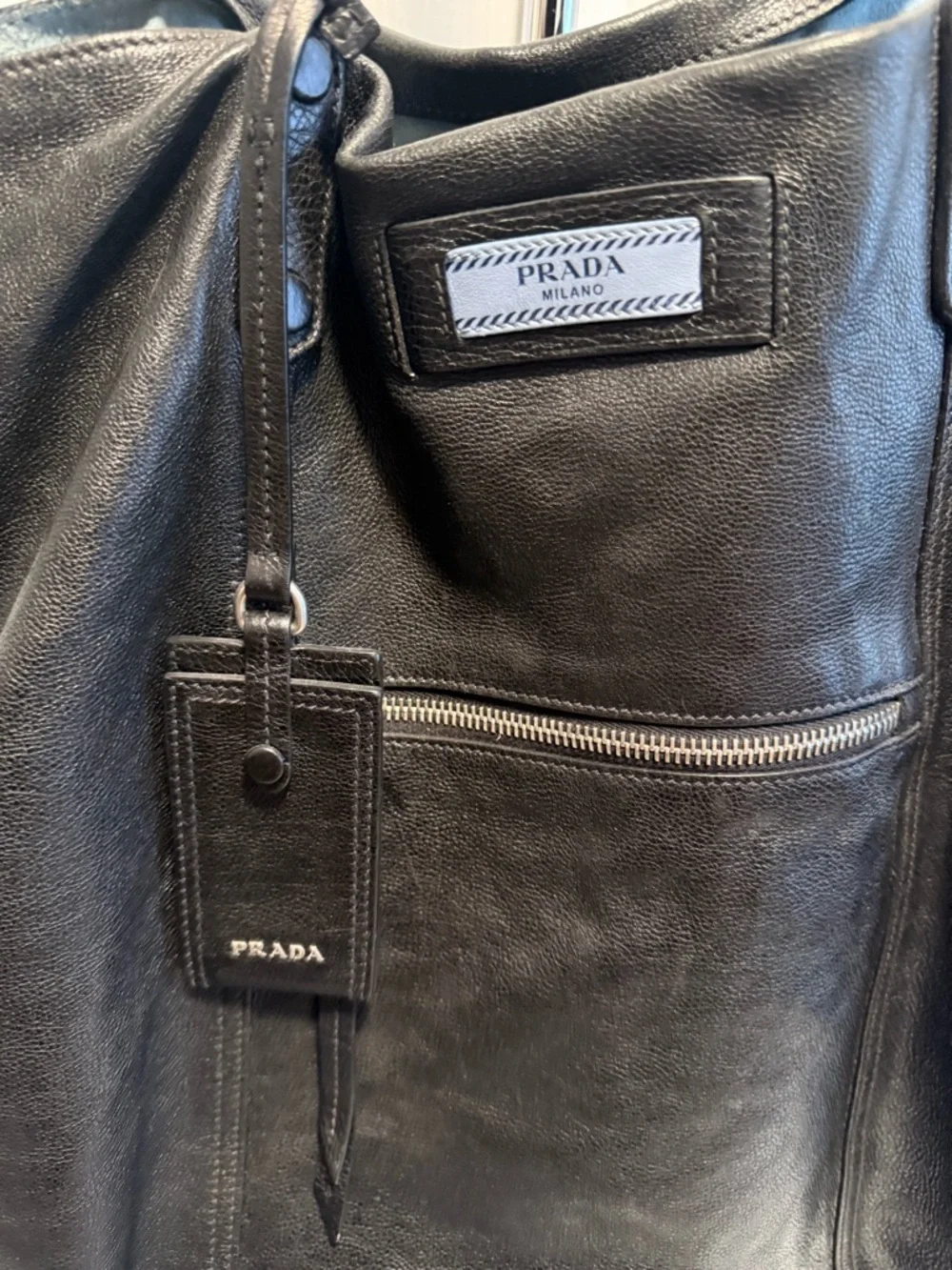 Prada tote‎